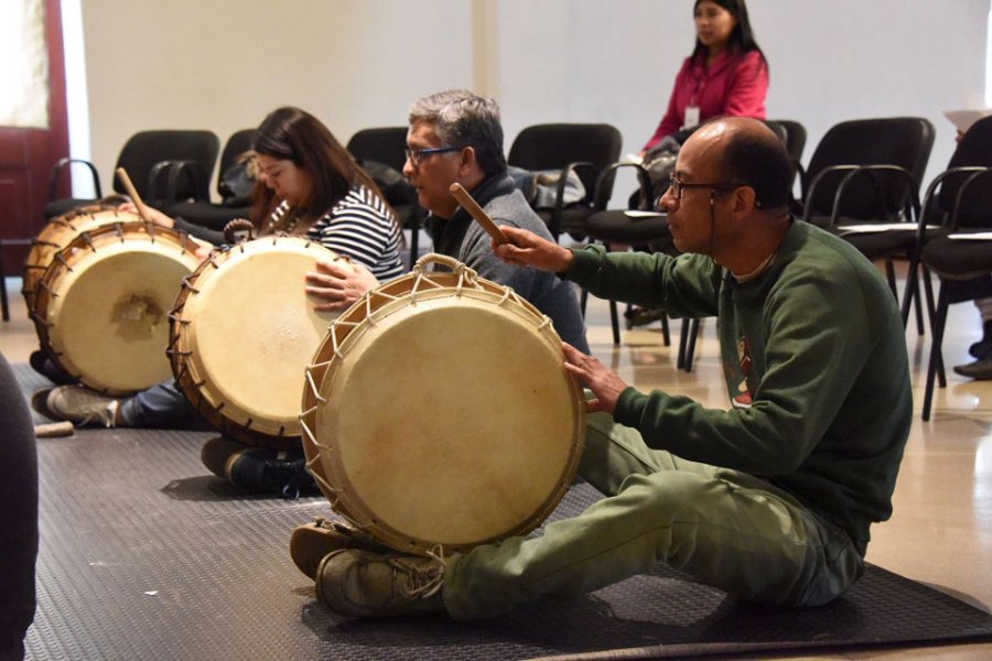TRADICIONALES RITMOS COREANOS ACOMPAÃ‘AN A MITOS DE AUSTRALIA Y NORTEAMÃ‰RICA