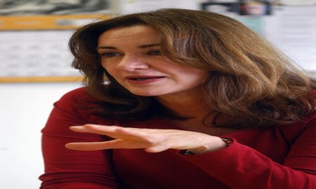 HOY INGRESA ROSA BELTRÃN A LA ACADEMIA MEXICANA DE LA LENGUA