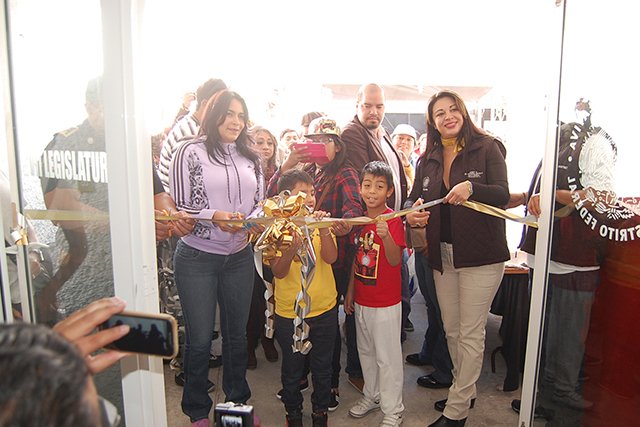 INAUGURA DIONE ANGUIANO OBRA PARA ABASTECER DE AGUA POTABLE UNIDADES DE EJÉRCITO CONSTITUCIONALISTA