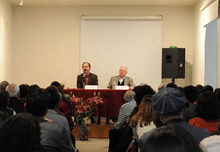 ANALIZAN LA CONSTRUCCIÓN DE LA HISTORIA A PARTIR DE LA FICCIÓN LITERARIA