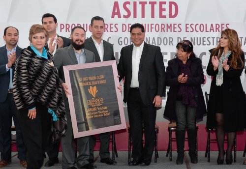 Se entregarán 2 millones 400 mil en sexenio de Herrera Caldera