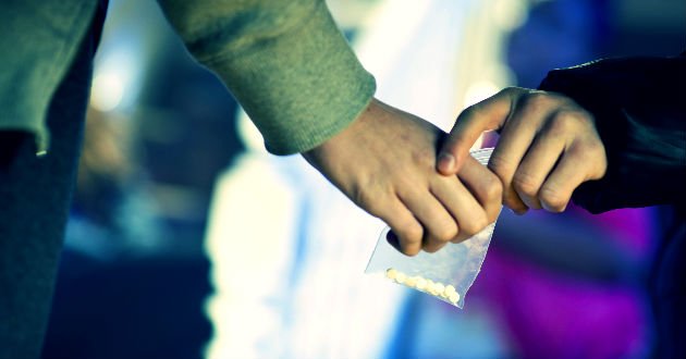CONSIGUE PGJ CAPITALINA FORMAL PRISIÓN CONTRA PROBABLE NARCOMENUDISTA