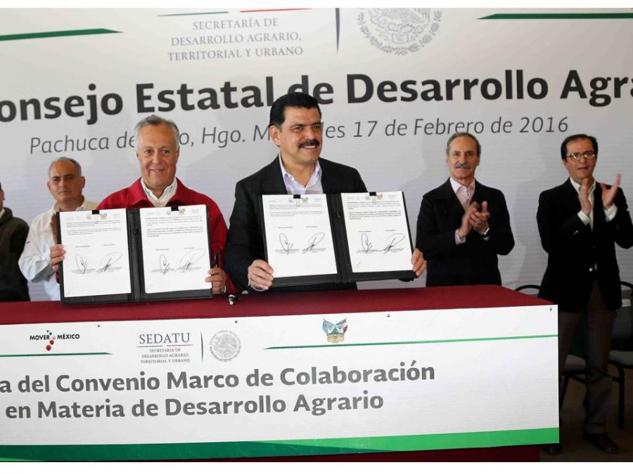 Reconoce gobierno federal el compromiso de Paco Olvera en favor de las familias hidalguenses que viven del campo