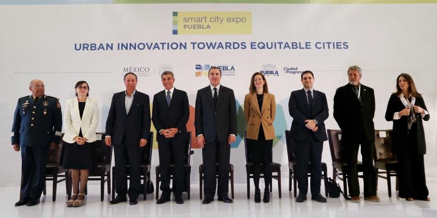 Los casos exitosos presentados en Smart City Expo Puebla aportan el enriquecer para los gobiernos: Rafael Moreno Valle