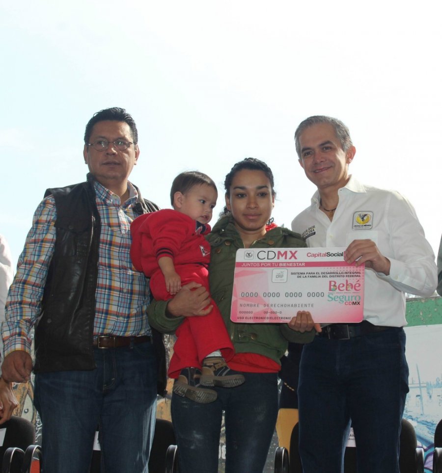 Encabeza Jefe de Gobierno a€œTu Ciudad Te Re-Quierea€ en Iztacalco