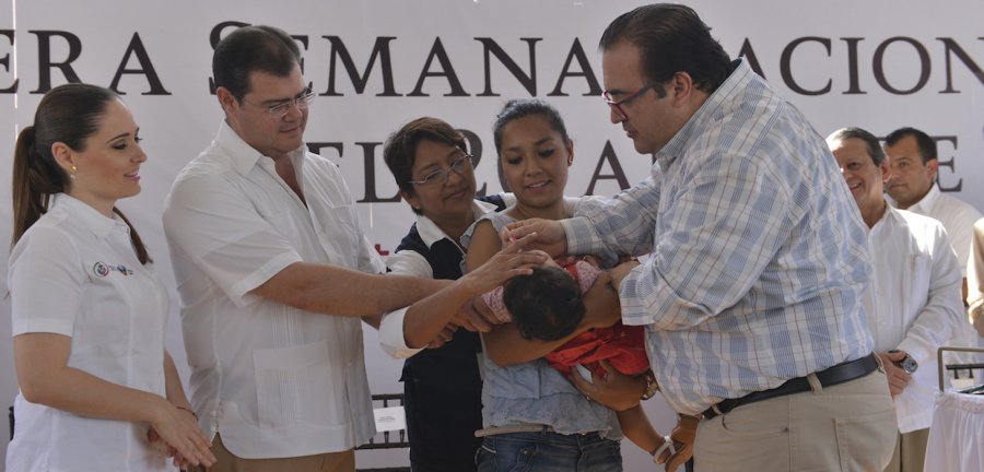 Con 450 mil dosis de vacunas, Veracruz atiende y garantiza la salud de sus niños