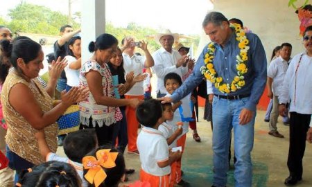 Destina Gobierno de Oaxaca 18 MDP en obras de desarrollo social en Santa Ãšrsula, Tuxtepec