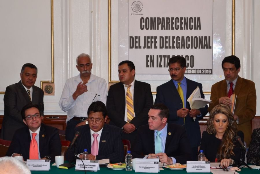 Carlos Estrada compareció ante la Comisión de Administración Pública Local