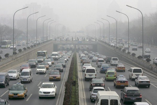 Opinión de expertos sobre correlación entre límites de velocidad y contaminación