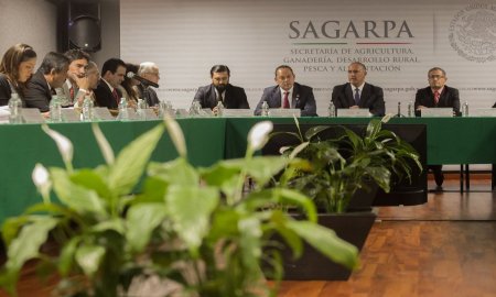 Refuerzan SAGARPA y legisladores transparencia en aplicaciÃ³n de programas del campo