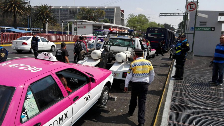 SEMOVI retira base de taxis en acciones de reordenamiento del transporte público