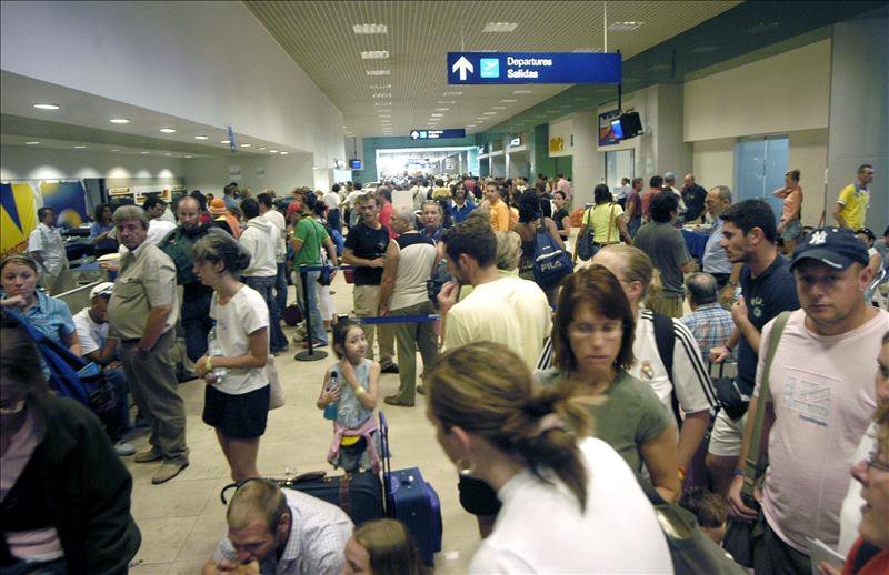 Arriban a MÃ©xico 1.4 millones de visitantes extranjeros vÃ­a aÃ©rea en enero: SECTUR