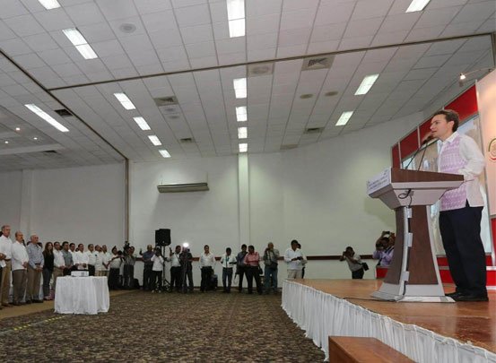 Participación de distintos sectores enriquecerá la Ley Federal de Zonas Económicas Especiales: MVC