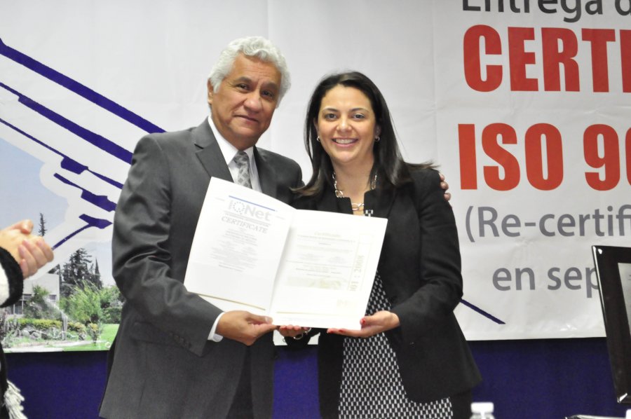 RECIBE FES CUAUTITLÁN DE LA UNAM RECERTIFICACIÓN POR MANTENER UN SISTEMA DE GESTIÓN DE CALIDAD