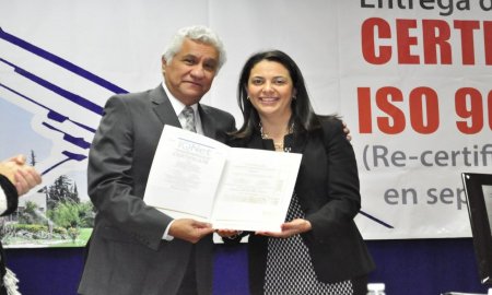 RECIBE FES CUAUTITLÃN DE LA UNAM RECERTIFICACIÃ“N POR MANTENER UN SISTEMA DE GESTIÃ“N DE CALIDAD 
