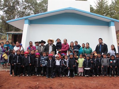 Directora del DIF Estatal realiza gira en municipios de Valles Centrales
