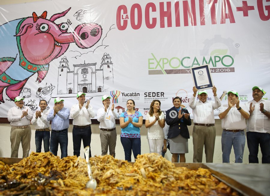 Yucatán recupera Récord Guinness con la cochinita pibil más grande del mundo