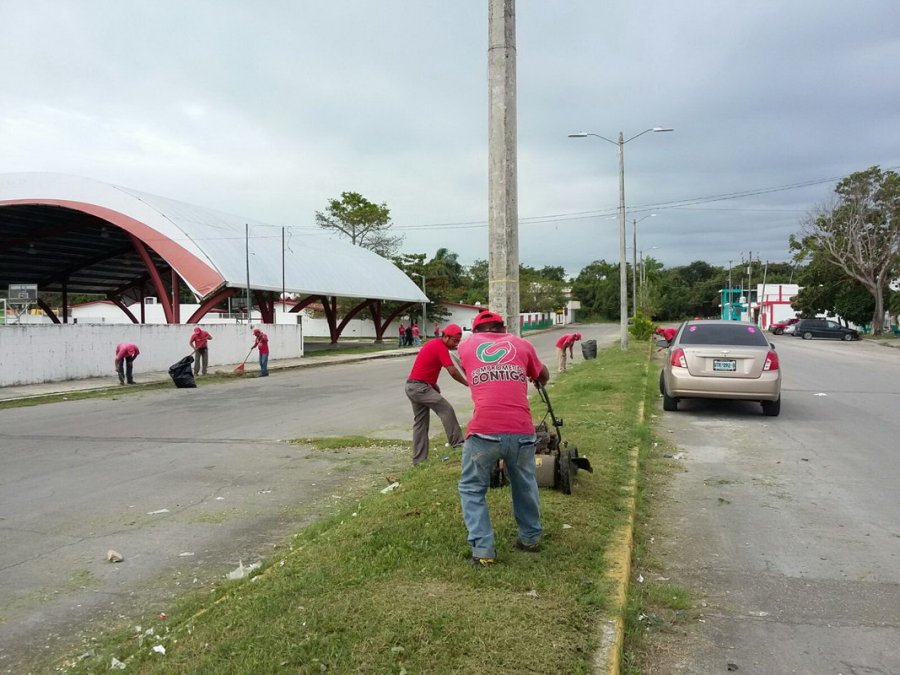 MEJORA LA IMAGEN URBANA DE CHETUMAL, LAS a€œBRIGADAS DEL BIENESTAR