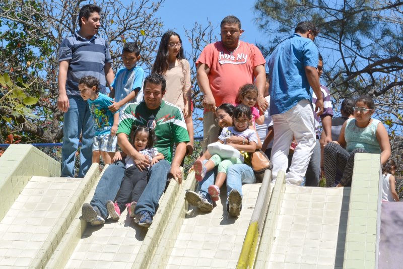 DIF estatal celebra el Día de la Familia en el Parque Cri Cri de Veracruz