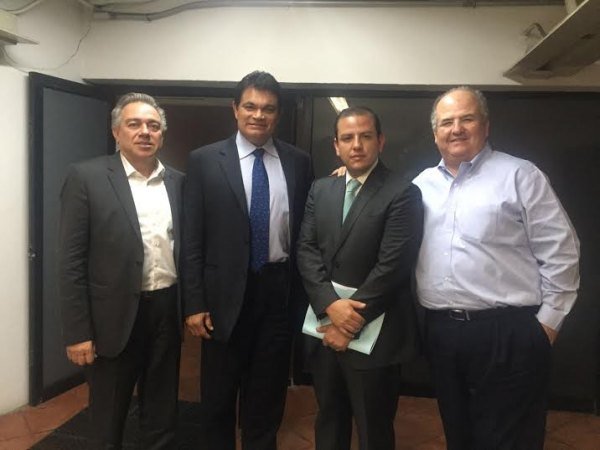 Gestiona recursos Malova ante hacienda por 760 mdp para obras carreteras, educación y deporte