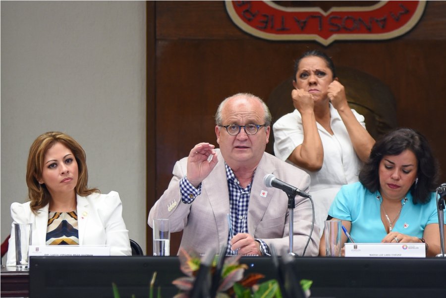 Lanza Graco Ramírez un enérgico exhorto para atender violencia de género