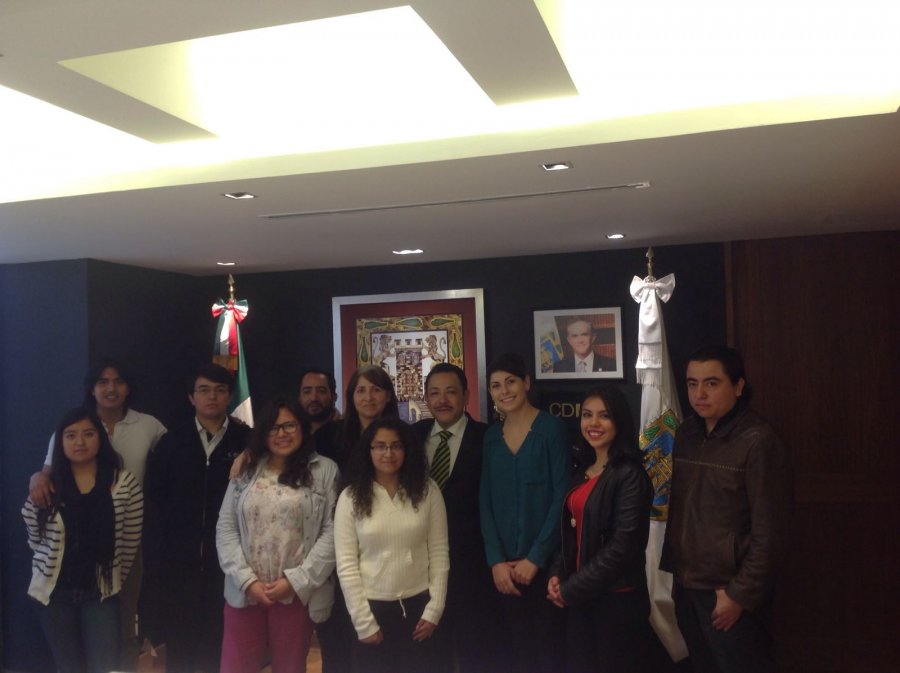 Héctor Serrano se reúne con ganadores del MapatonCDMX; proyecto que fomenta la cultura de movilidad entre los jóvenes