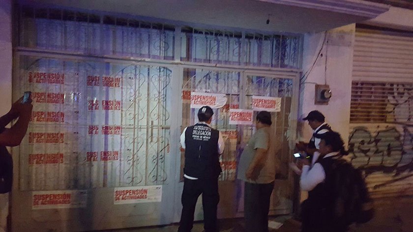 EVITA DELEGACIÓN IZTAPALAPA DOS PERREOS