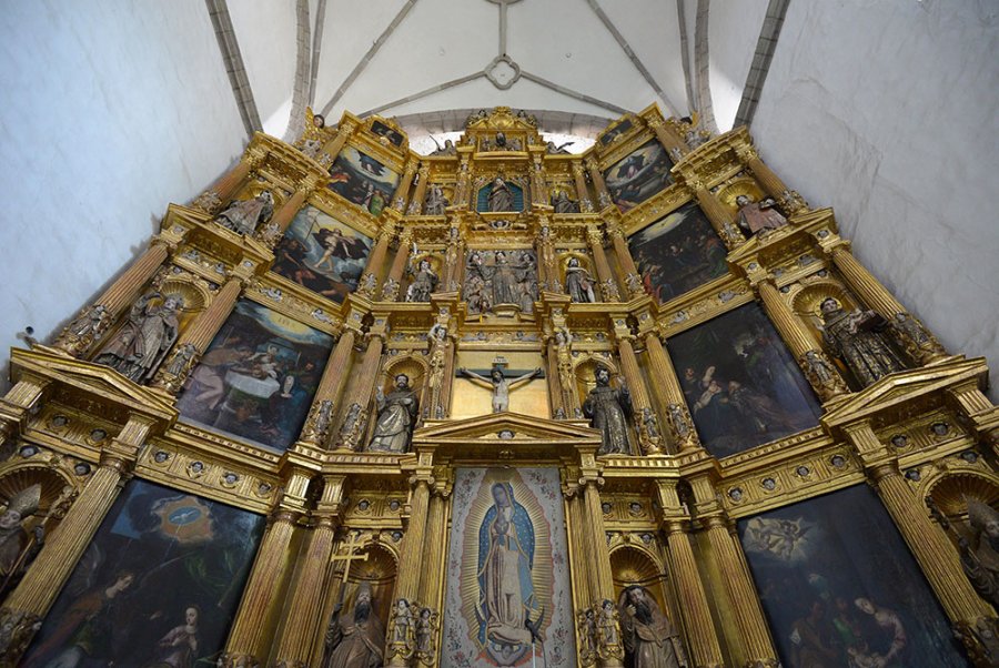 El INAH entrega las pinturas restauradas del retablo de San Bernardino de Siena