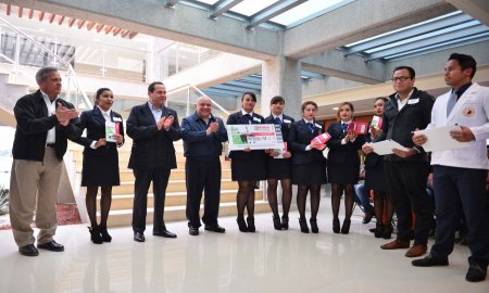BENEFICIAN A ESTUDIANTES DEL VALLE DE MÃ‰XICO CON APOYOS EDUCATIVOS