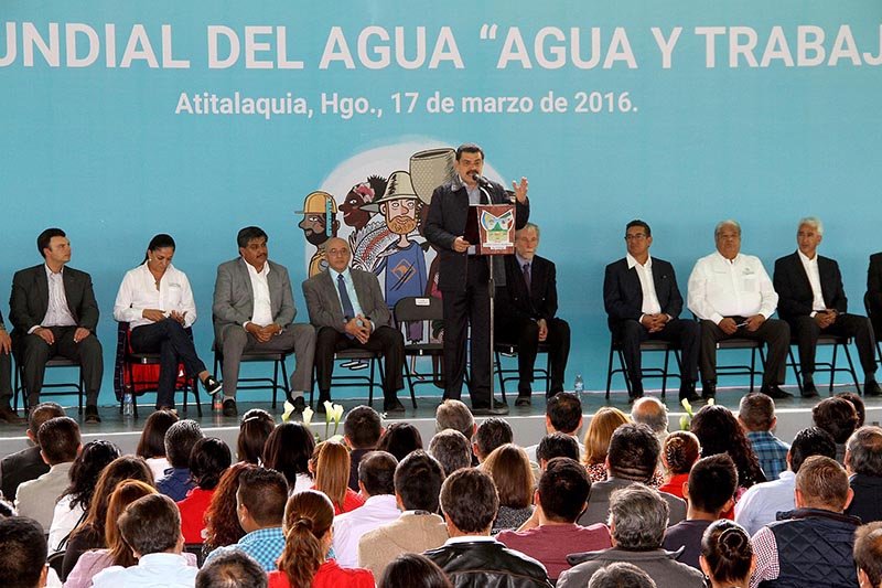 Futuras generaciones tienen derecho al agua potable: Paco Olvera