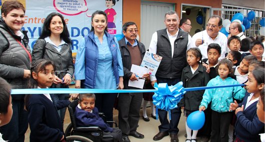 ENTREGÓ SEÑORA BRENDA RUACHO DE VEGA DESAYUNADOR ESCOLAR EN SAN QUINTÍN