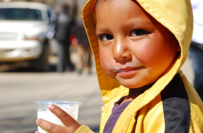 La leche Liconsa podría venderse a 1 peso el litro