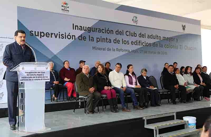 Impulsa Francisco Olvera infraestructura social en Mineral de la Reforma