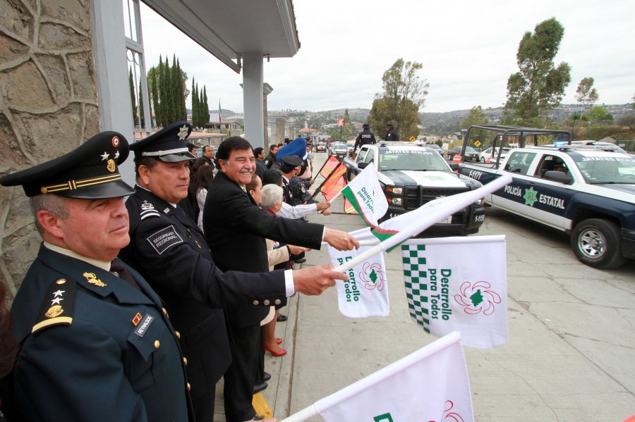 DA MGZ BANDERAZO DE INICIO AL OPERATIVO a€œSEMANA SANTA 2016a€