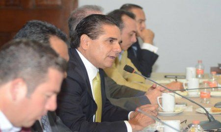 Gobierno de MichoacÃ¡n trabaja de tiempo completo: Silvano Aureoles