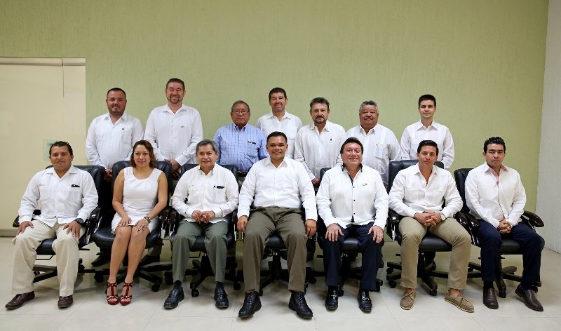 Constructores locales ratifican compromiso con progreso económico de Yucatán