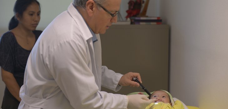 DIF estatal atiende a niños y niñas con estrabismo, labio leporino y paladar hendido