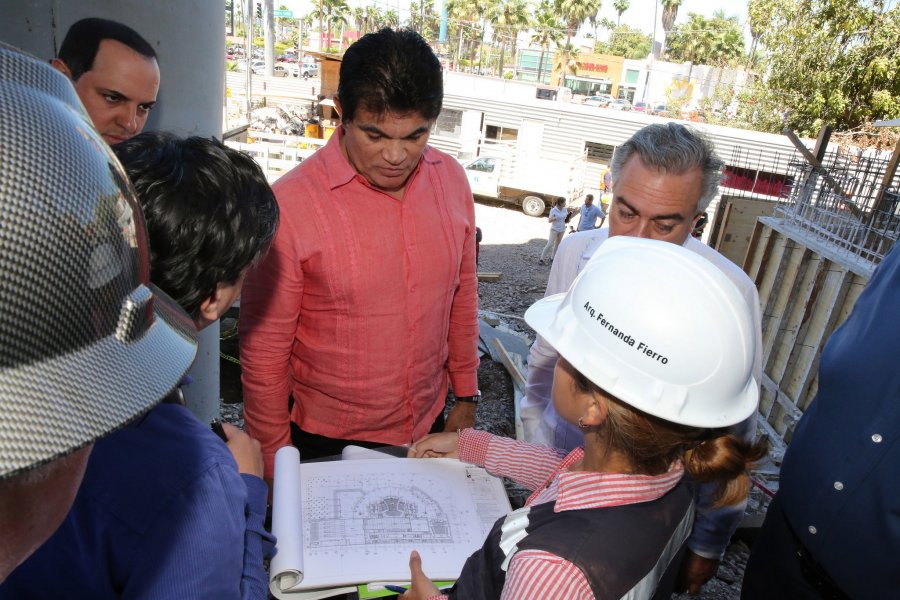 Supervisa el gobernador avances en obras en Ahome, donde se invierten 988 millones de pesos