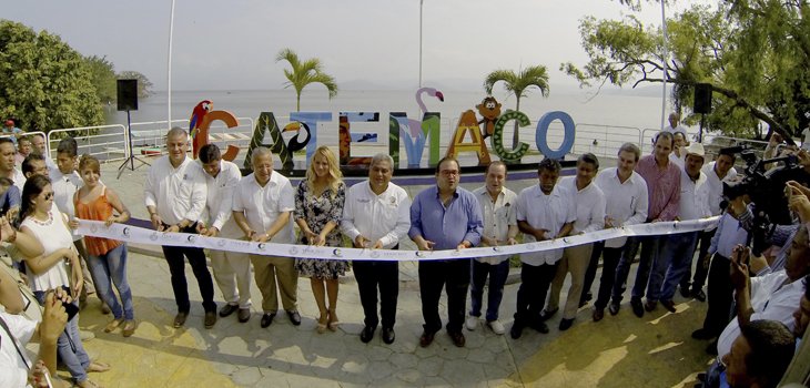 Inaugura Gobernador rehabilitación del Malecón de Catemaco