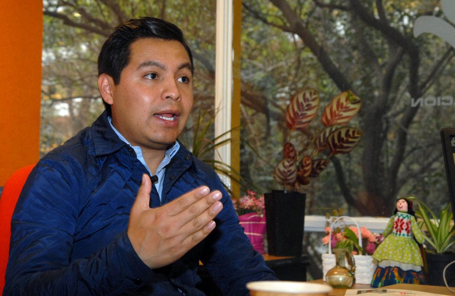 ALUMNOS DE INGENIERÍA DE LA UNAM GANAN CONCURSO DE APLICACIONES CIBERNÉTICAS