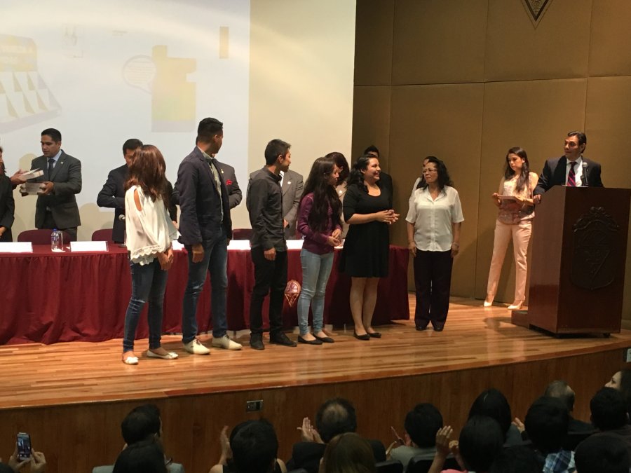 Ellos confían en nosotros, nosotros en ti: Alianza del Instituto Politécnico Nacional y Restaurantes Toks en apoyo al CCEM