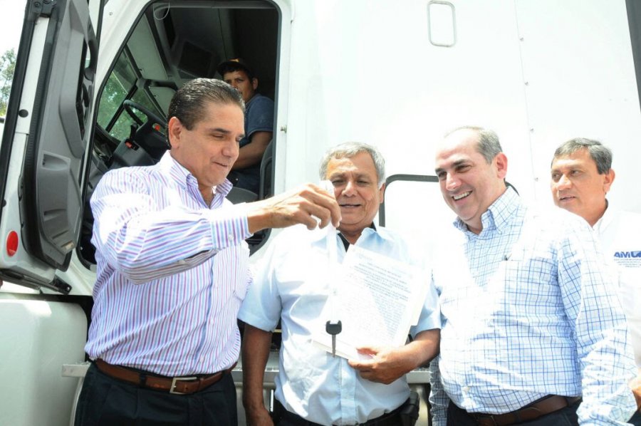 Silvano Aureoles y la Conagua impulsan acciones en materia hidroagrícola en Michoacán