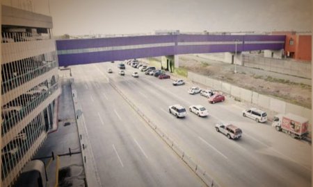 Gobiernos de MÃ©xico y Estados Unidos supervisan operaciones de la conexiÃ³n peatonal aeroportuaria 