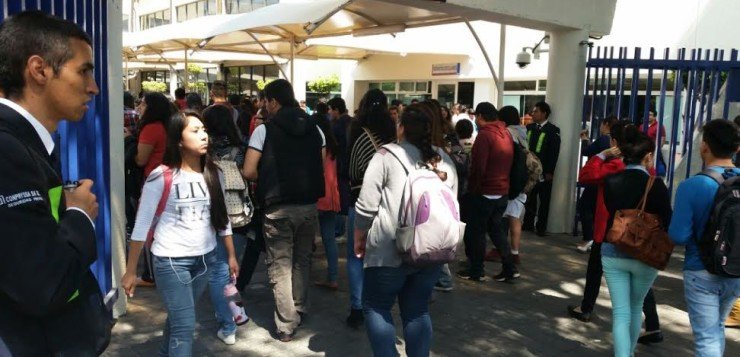 Azcapotzalco capacita a la Unitec ante sismos