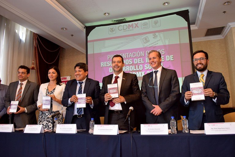 Constitución CDMX debe incluir índice de bienestar social