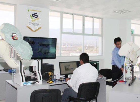 Estudiantes de la Universidad Politécnica de Chiapas participan en proyectos animatronics