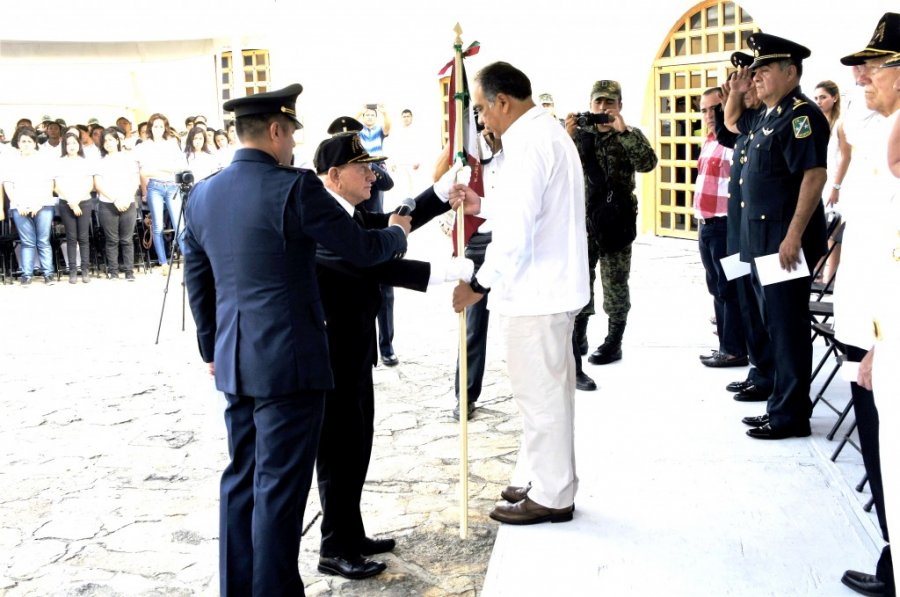 Siempre hay que reconocer y rendir homenaje a los héroes de nuestro país: Héctor Astudillo Flores