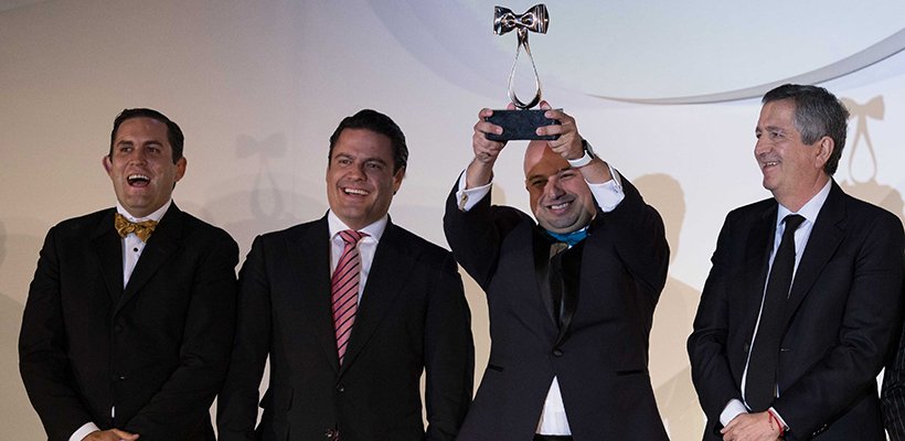 Jóvenes emprendedores, fortaleza del liderazgo de Jalisco: Aristóteles
