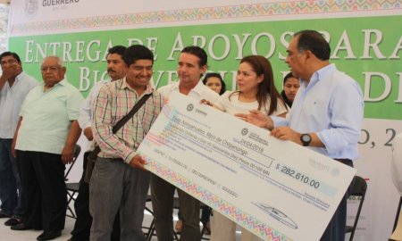 Entrega HÃ©ctor Astudillo apoyos por casi 37 MDP para la ConservaciÃ³n de la Biodiversidad