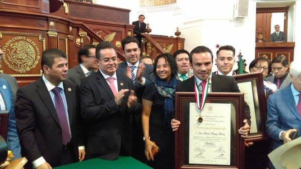 LA ASAMBLEA LEGISLATIVA OTORGA MEDALLAS AL MÉRITO DEPORTIVO